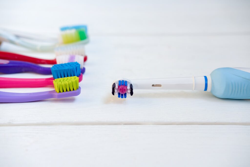 manual toothbrushes and electric toothbrush